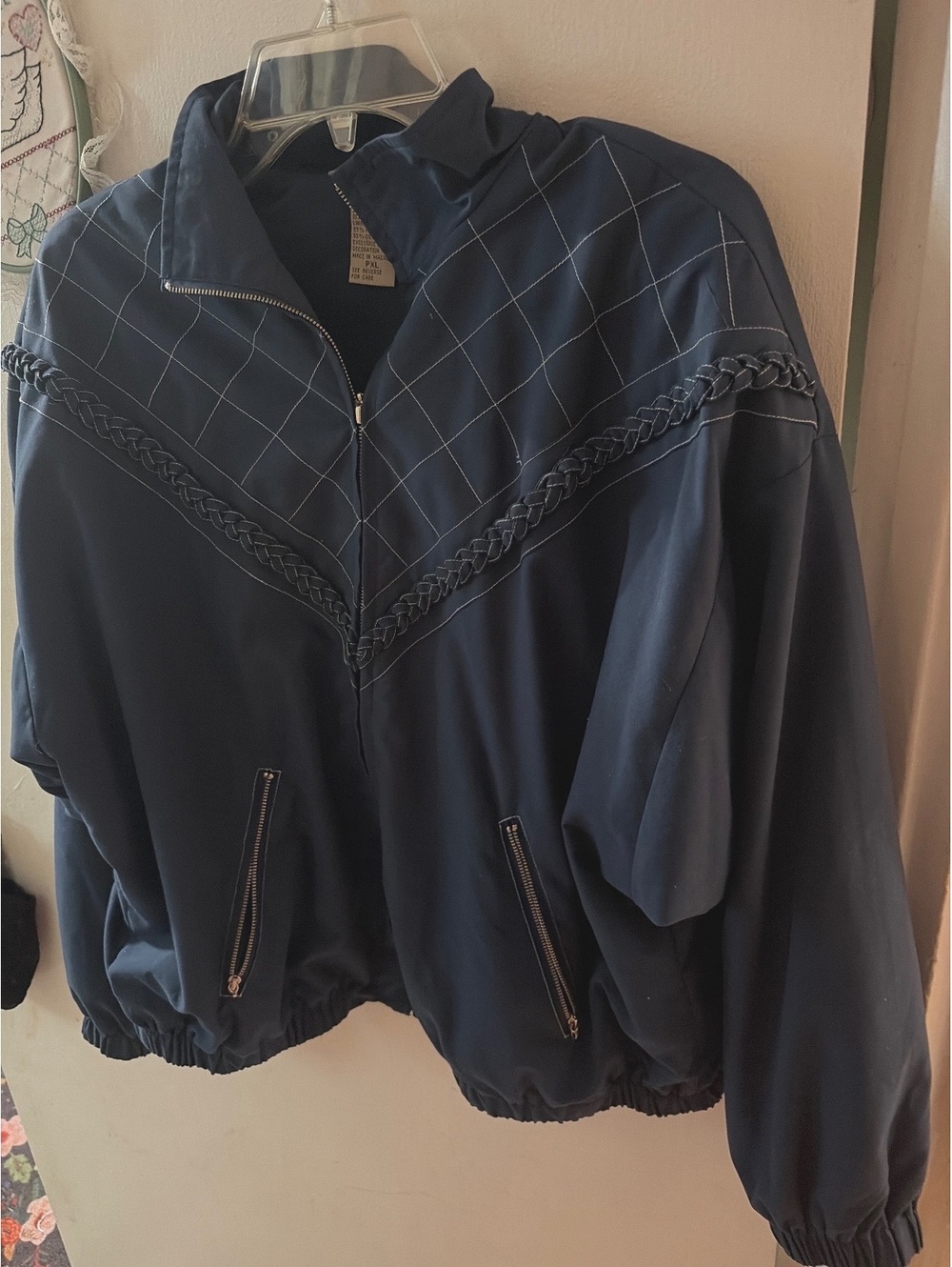 Cutest vintage jacket !